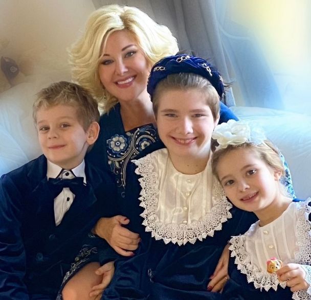Катерина Бужинська з дітьми / © instagram.com/buzhynska