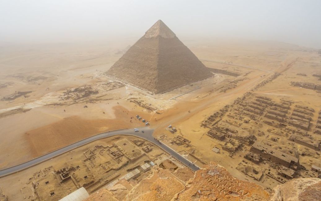 С вершины Великой пирамиды открываются великолепные пейзажи. / © andrejcie.com