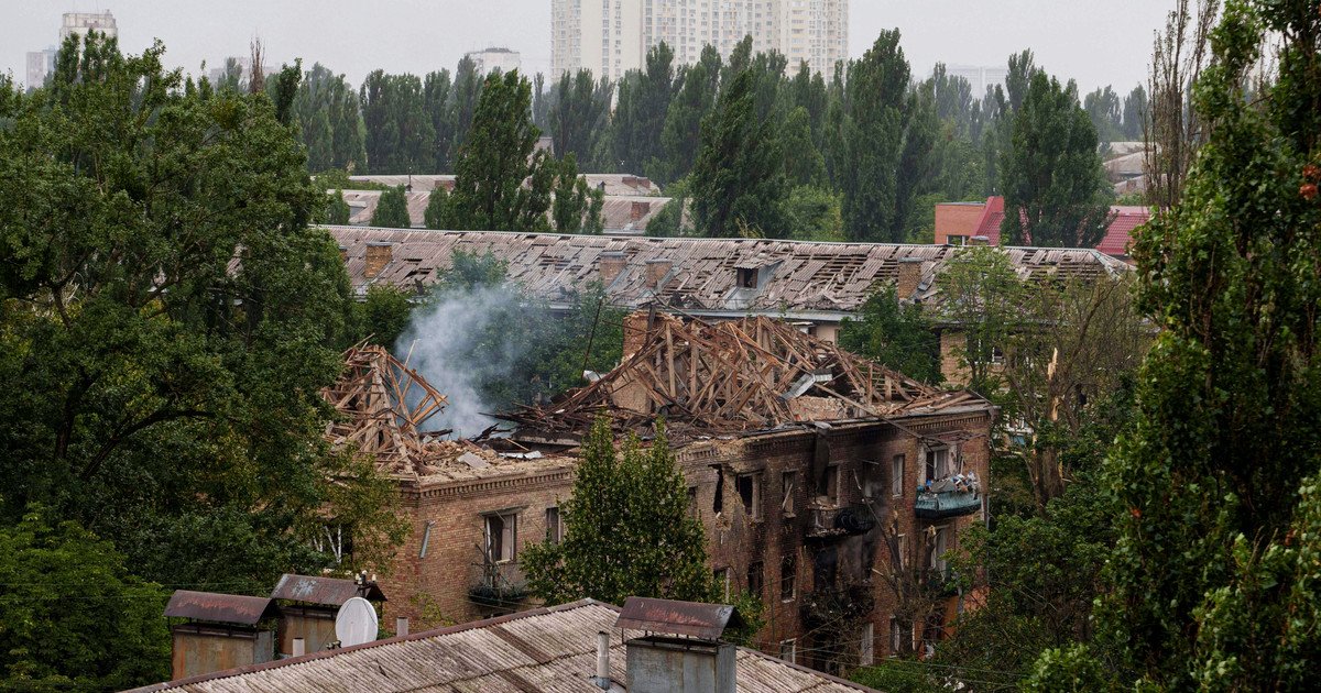 Разрушения в Киеве после атаки 31 июля