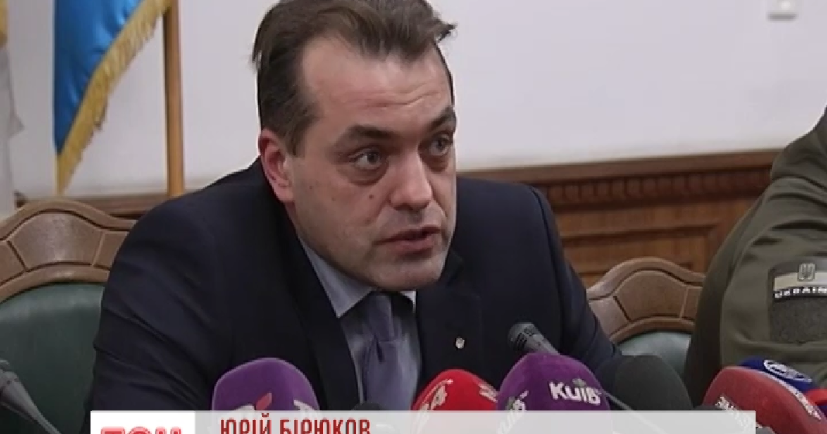 За последние два месяца уже получено 93 тысячи комплектов формы из нормальной ткани.