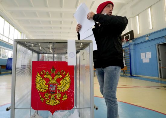 В России начались трехдневные выборы в Госдуму: уже обнаружили первые фальсификации