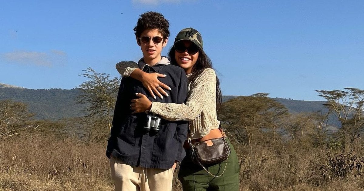 Санта Дімопулос із сином