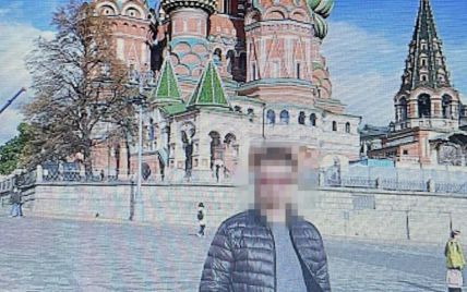 Имеет "памятное" фото возле Кремля: СБУ задержала действующего чиновника-коллаборанта Херсонской ОВА (фото)