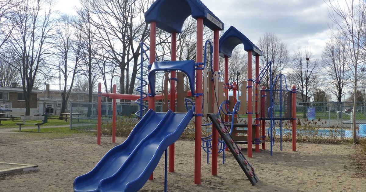 Дитячий майданчик