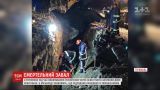 Двух мужчин во время выкапывания теплотрассы завалило грунтом в Тернополе