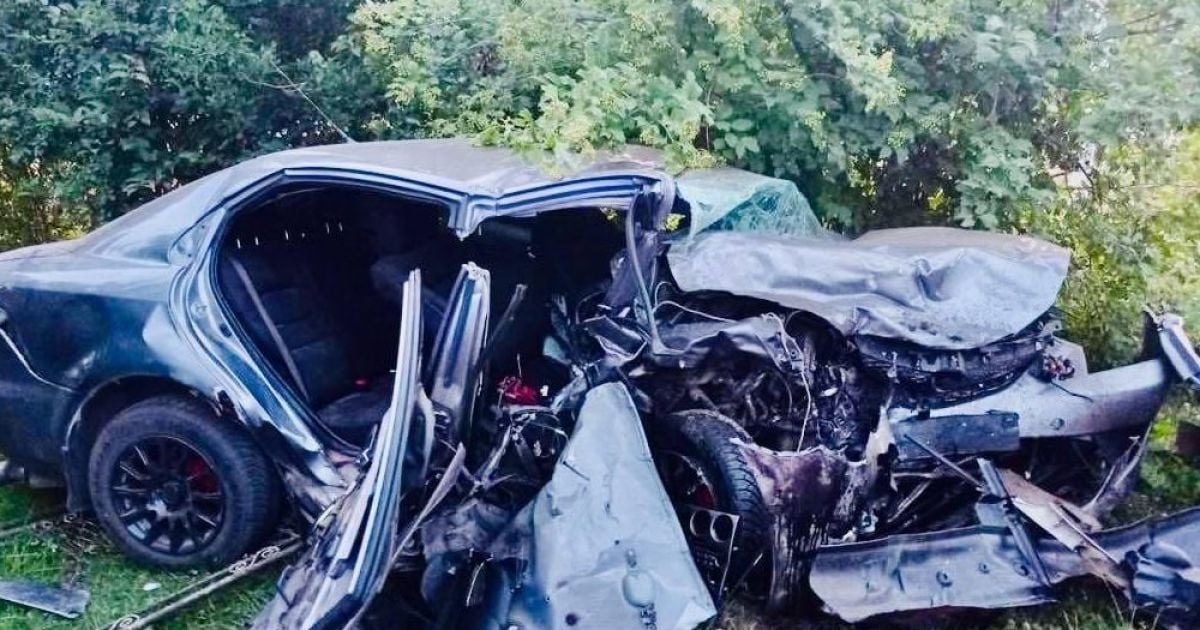Смертельна ДТП на Прикарпатті: загинули винуватець аварії та його 19-річна пасажирка (фото)