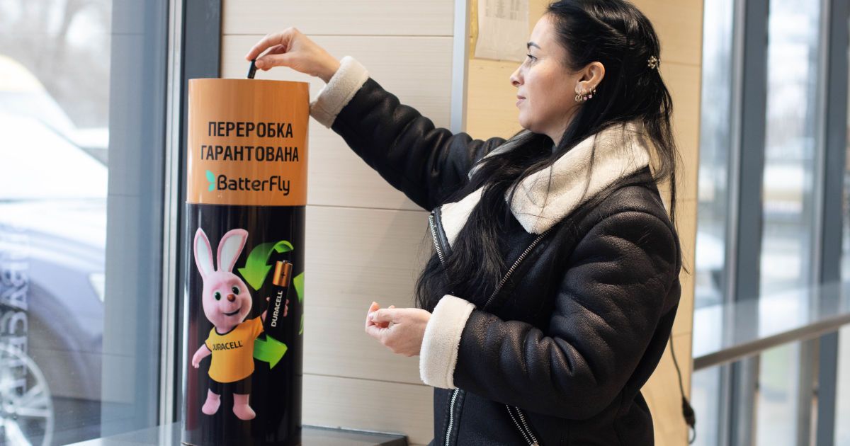 Компанія «АТБ» за 2024 рік переробила в Польщі понад 12 мільйонів використаних батарейок