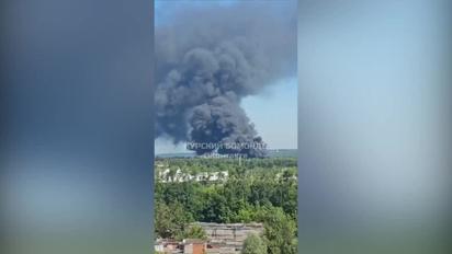 В Курске возможен прилет по военной базе: вспыхнул масштабный пожар