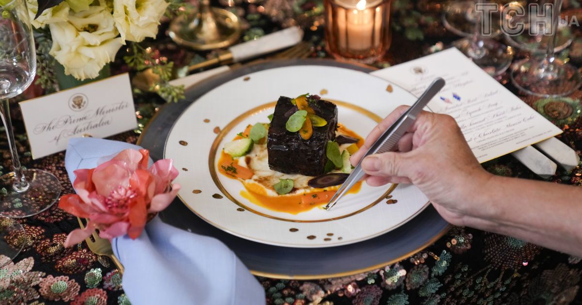 Смачно і красиво: у Білому домі показали, якими стравами пригощали прем’єр-міністра Австралії на державній вечері