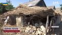 Чуть ли не половина дворов закидана камышом, иногда даже до крыльца не дойдешь