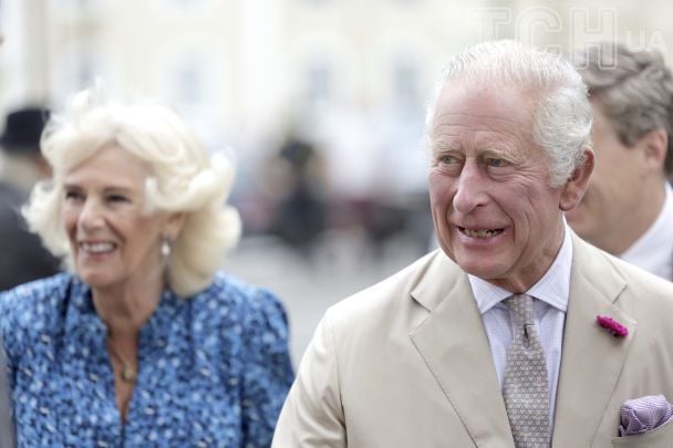 Королева Камілла і король Чарльз у Паундбері / © Associated Press