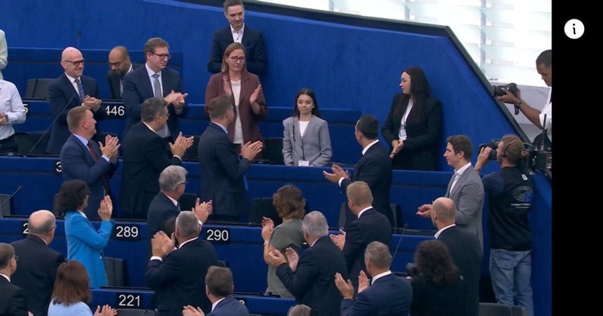 Урсула фон дер Ляєн розповіла Європарламенту про Сашу Паскаль та її «Танець свободи»