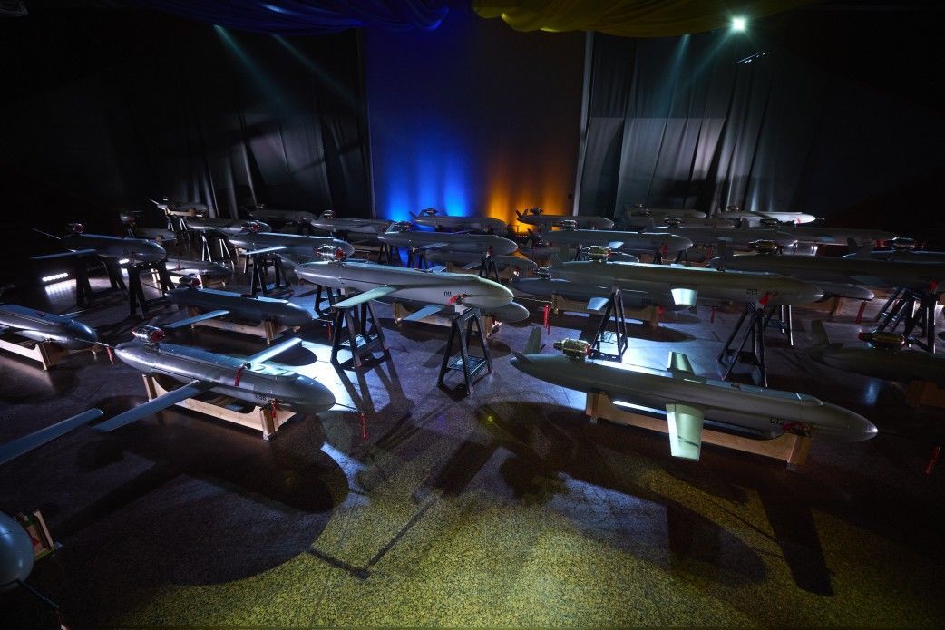 Майже вздовж усього корпусу ракети йде наплив, який цілком можливо несе роль ребра жорсткості / &copy; president.gov.ua