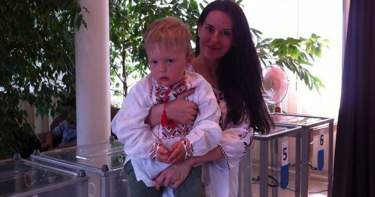 Мерило позирует перед камерами в эффектных образах / © facebook.com/jaanika.merilo