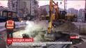 В центрі Києва досі ліквідовують наслідки прориву теплотраси