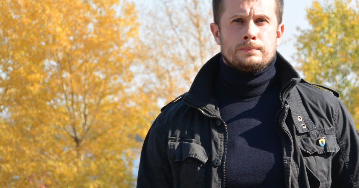 Без власного житла, але з грошима. Екс-лідер "Азова" Білецький оприлюднив декларацію