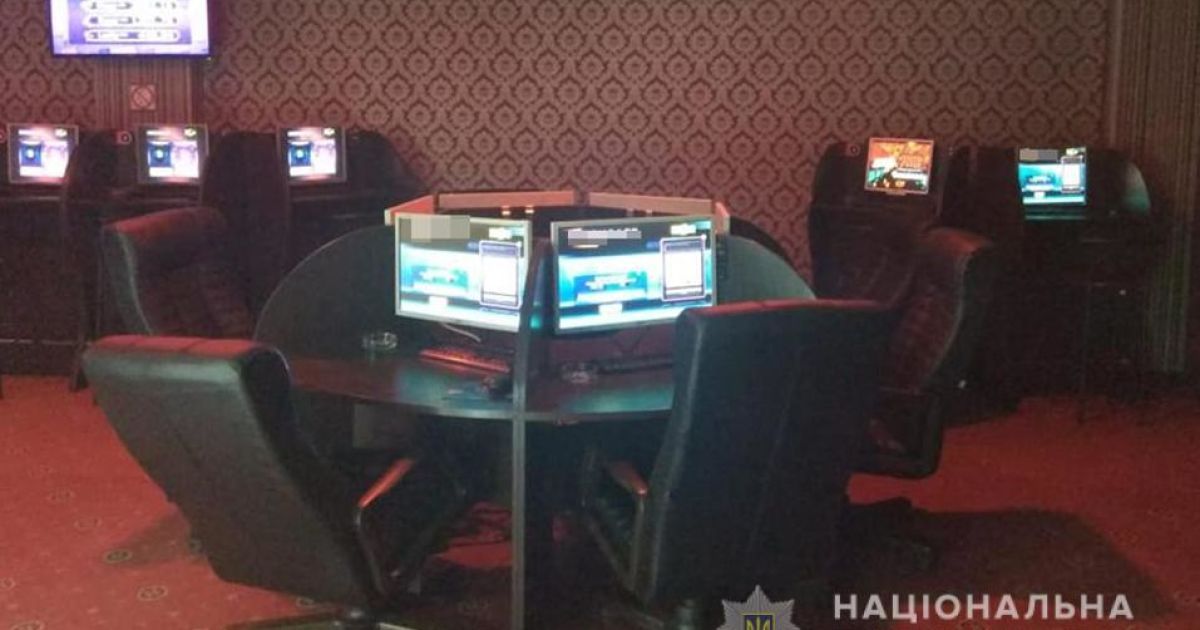 Поліція Запоріжжя виявила десять нелегальних гральних закладів, замаскованих під лотерею