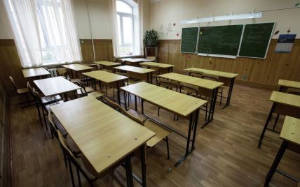 В Киеве на карантин отправили полностью уже 75 школ