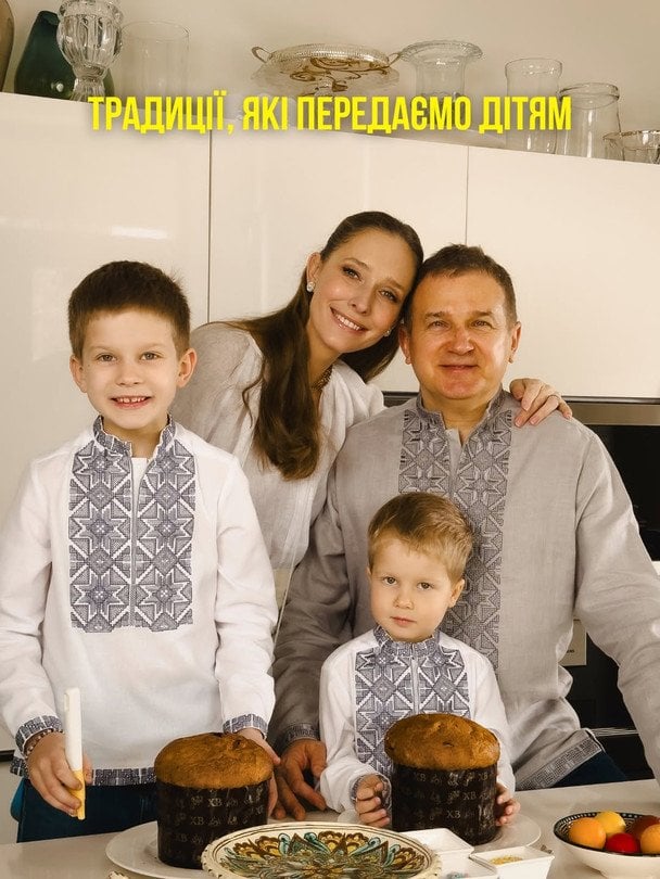 Катерина Осадча, Юрій Горбунов та їхні сини / © instagram.com/kosadcha