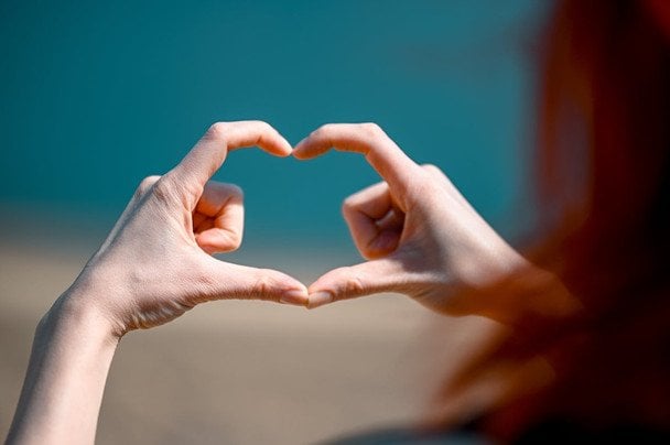 1 травня святкують Всесвітній день любові / © pexels.com