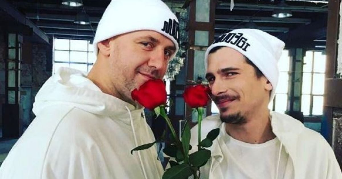 Потап и его Mozgi с розами и огромными "косяками" снялись в фотосессии