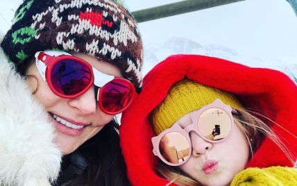 Швейцарские каникулы: звезда фильма "DZIDZIO Контрабас" Лавренюк показала, как отдохнула с дочками