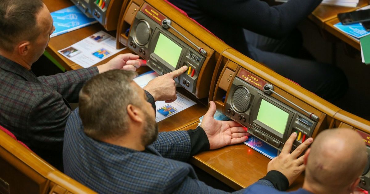Комп’ютери і wifi-модулі: Стефанчук анонсував модернізацію робочих місць нардепів