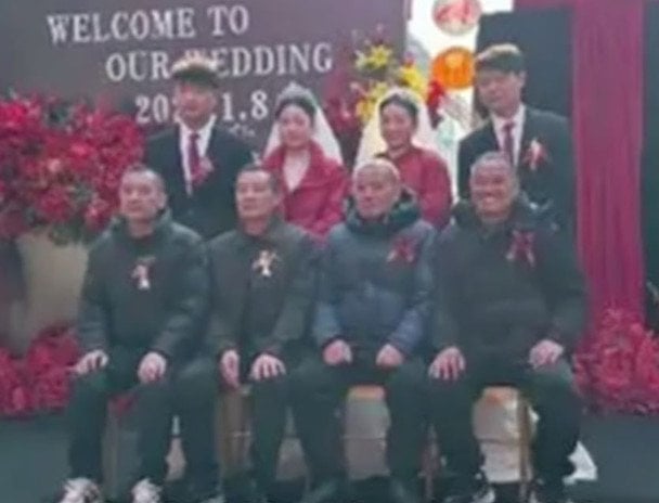 Чотири пари близнюків, що стали родичами / © скриншот з відео