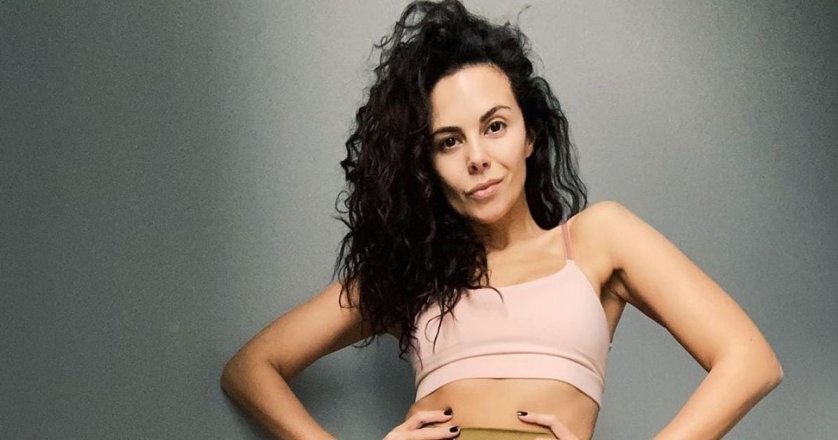 Nastya Kamenskaya yalangoch