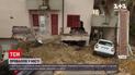 Новости мира: на Сицилии возле жилого дома образовалась пропасть, куда упало несколько машин