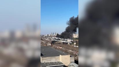 У Києві спалахнула пожежа на лівому березі