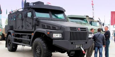 ОБСЕ: Россия поставляет боевикам современные броневые автомобили "Есаул", которые заметили на Донбассе