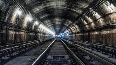 Парень не боится рисковать своей жизнью ради хорошего снимка / © instagram/dark.cyanide