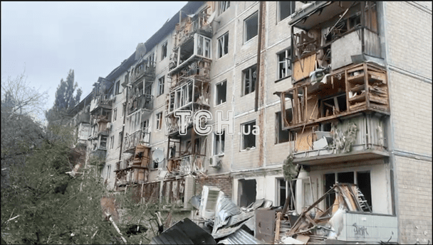 "Прильоти" у Києві: наслідки у Солом’янському та Святошинському районах зняли на відео