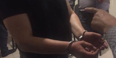 Двух фигурантов громкого дела "экс-налоговиков" арестовали в зале суда