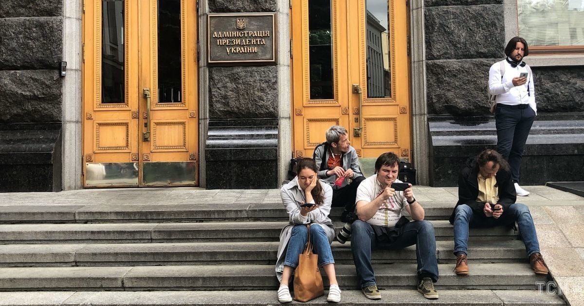 "Щоб я з глузду з'їхав?": Зеленський прокоментував можливість переїзду на Банкову