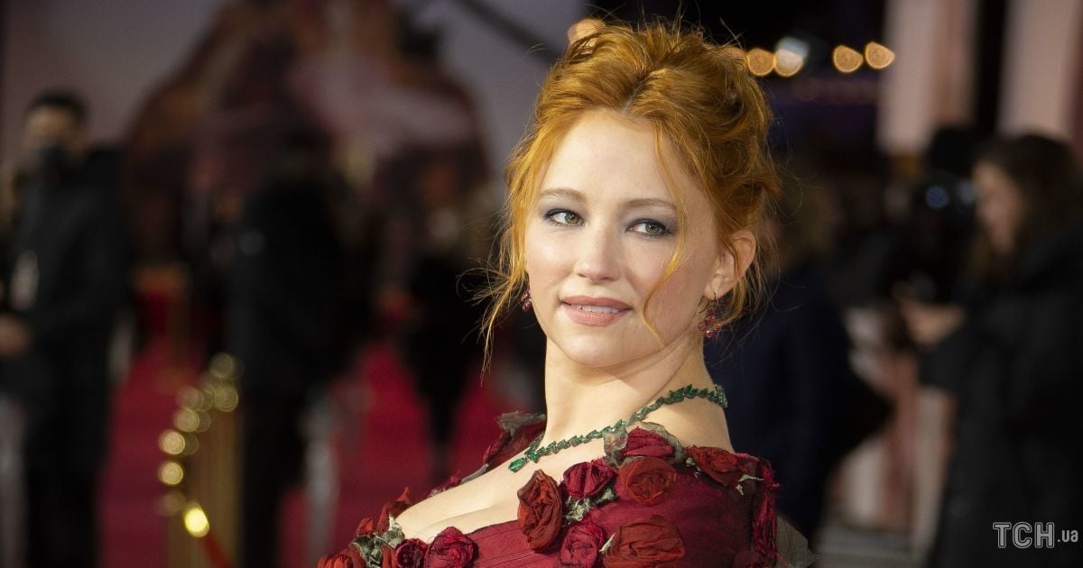 Хейли Беннетт