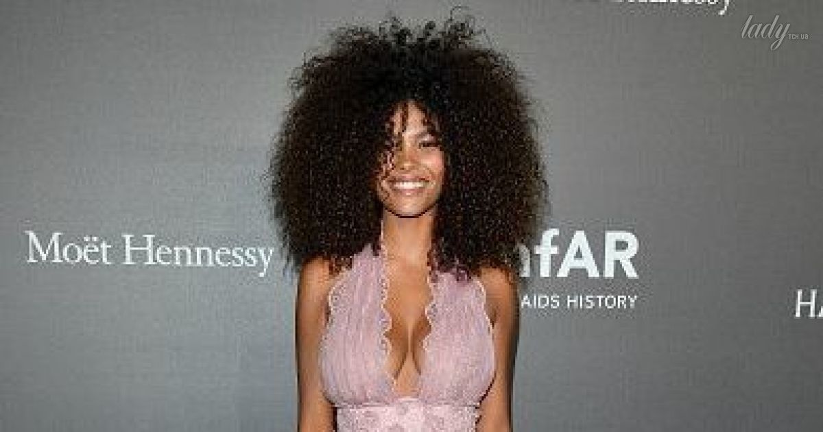 Тина Кунаки