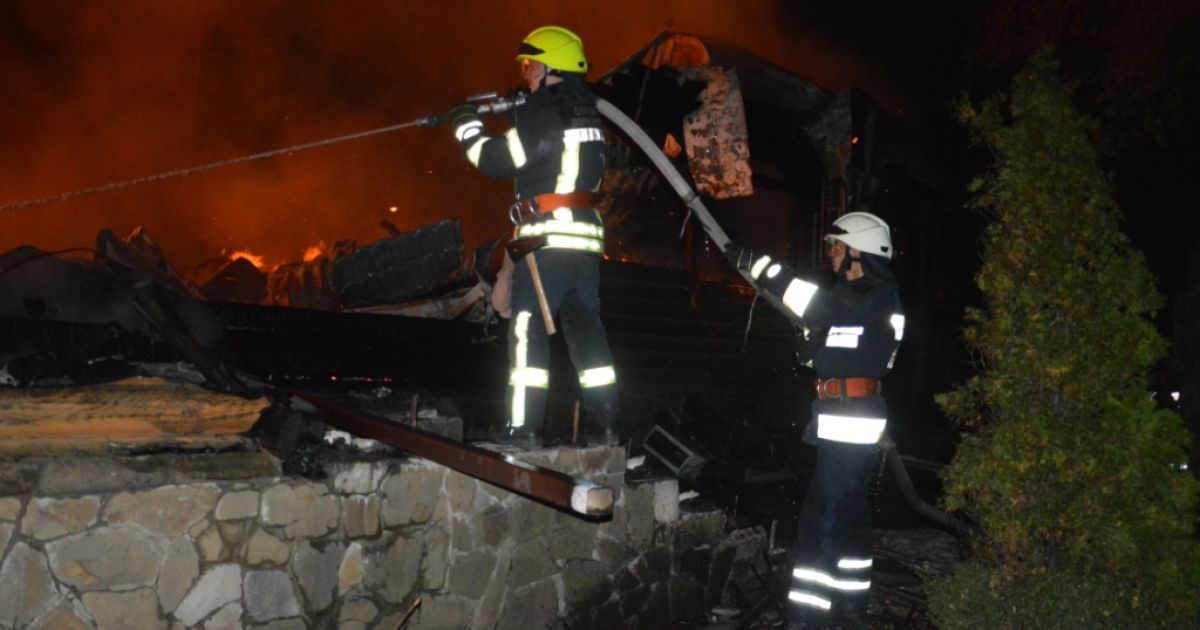 пожежа ресторан дніпро_2 / © Главное управление ГСЧС в Днепропетровской области