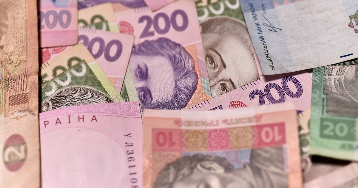 Среди украинцев набирают популярность быстрые кредиты: почему вырос спрос и как не попасть в ловушку