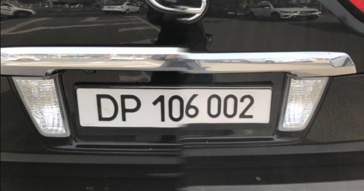 У Києві на Дніпровському шосе сталася масштабна аварія