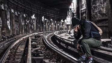 Парень не боится рисковать своей жизнью ради хорошего снимка / © instagram/dark.cyanide