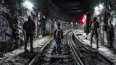 Парень не боится рисковать своей жизнью ради хорошего снимка / © instagram/dark.cyanide