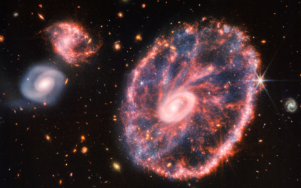 Найпотужніший телескоп NASA надіслав новий знімок, на якому - результат зіткнення двох галактик