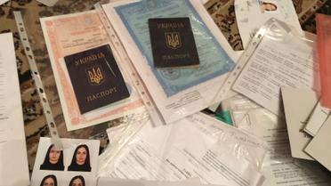 Документи для ДНР_8 / © ТСН.ua