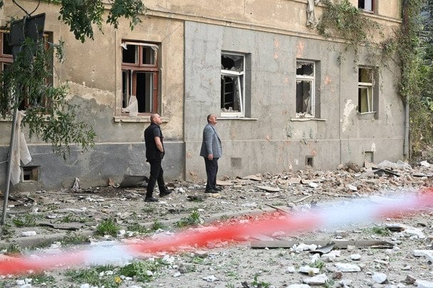 Во Львове повреждены 26 домов: новые детали о последствиях атаки с фото