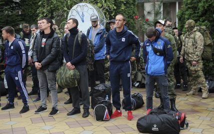 В России мужчинам запретили выезжать с места жительства без разрешения военкоматов