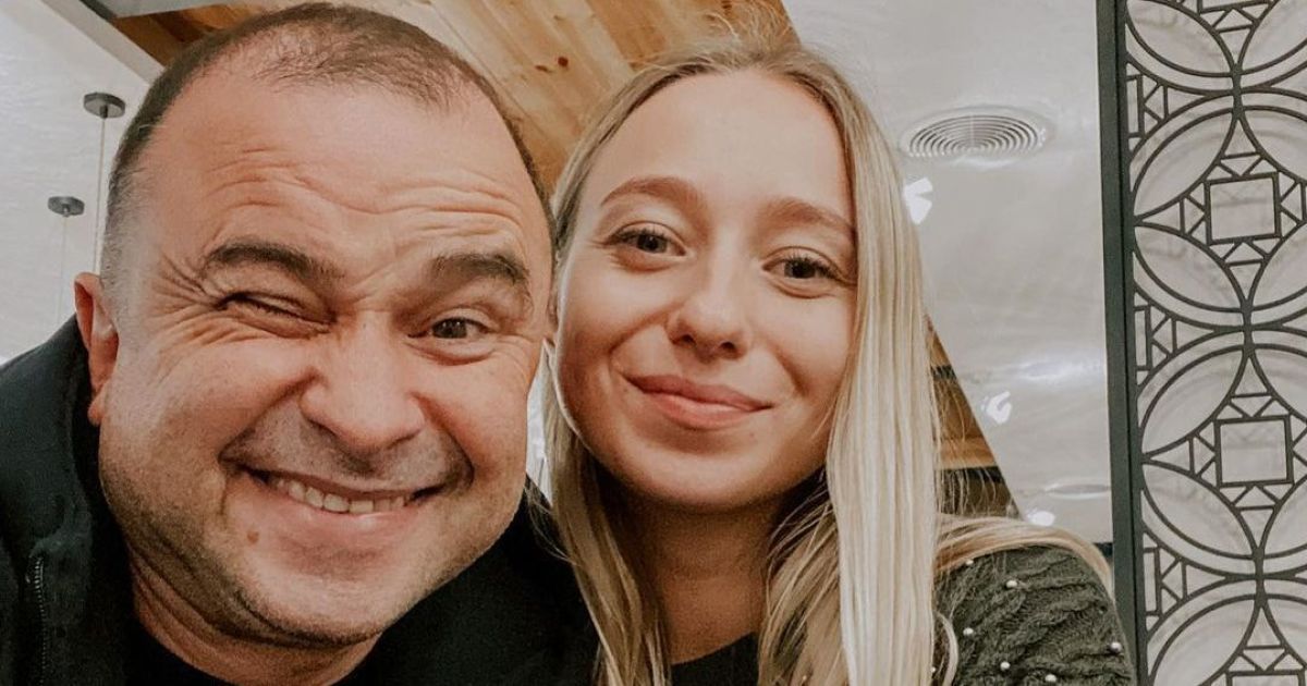 Фаны заподозрили молодую жену Виктора Павлика в беременности