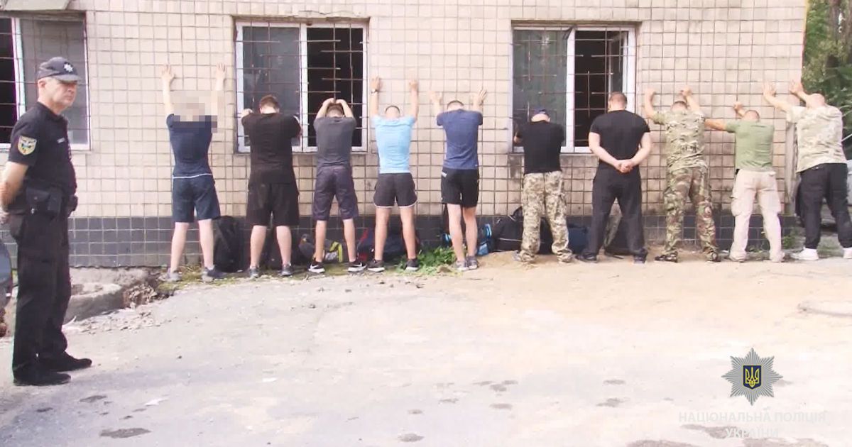 В Одесі поліція затримала озброєних рейдерів після спроби захоплення підприємства