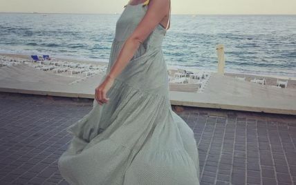 В бикини на берегу моря: Катя Осадчая показала фото с отдыха